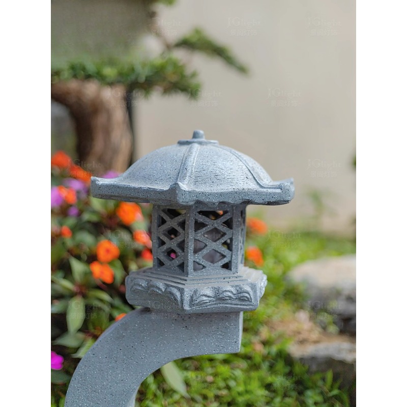 Outdoor Chinese stone lantern  - đánh giá và giá Gardening Hand Tools B&Q